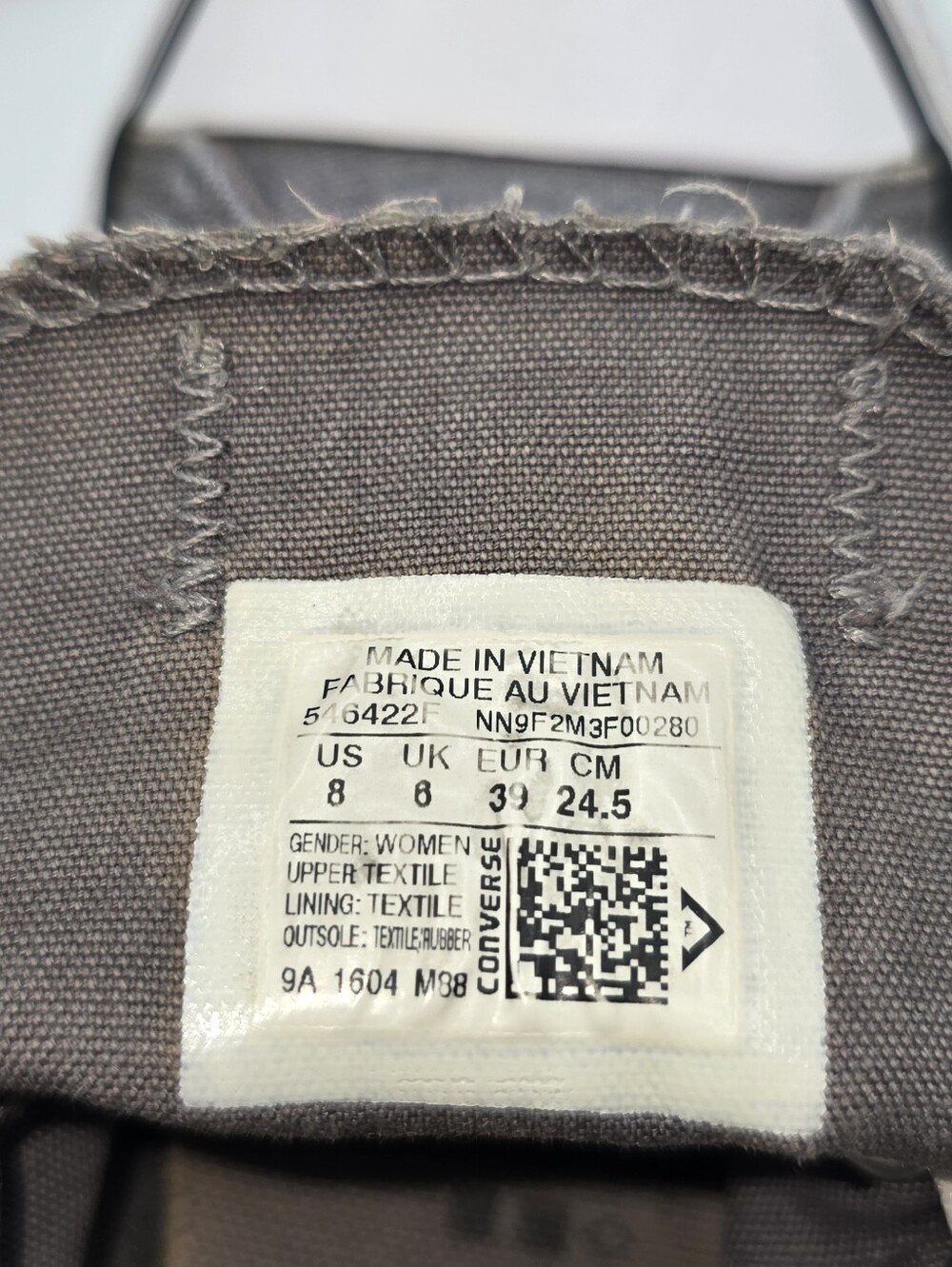 Converse Women's 8 Gray Low-Top Canvas Sneakers Casual Classic Walking 90's - Picture 7 of 7